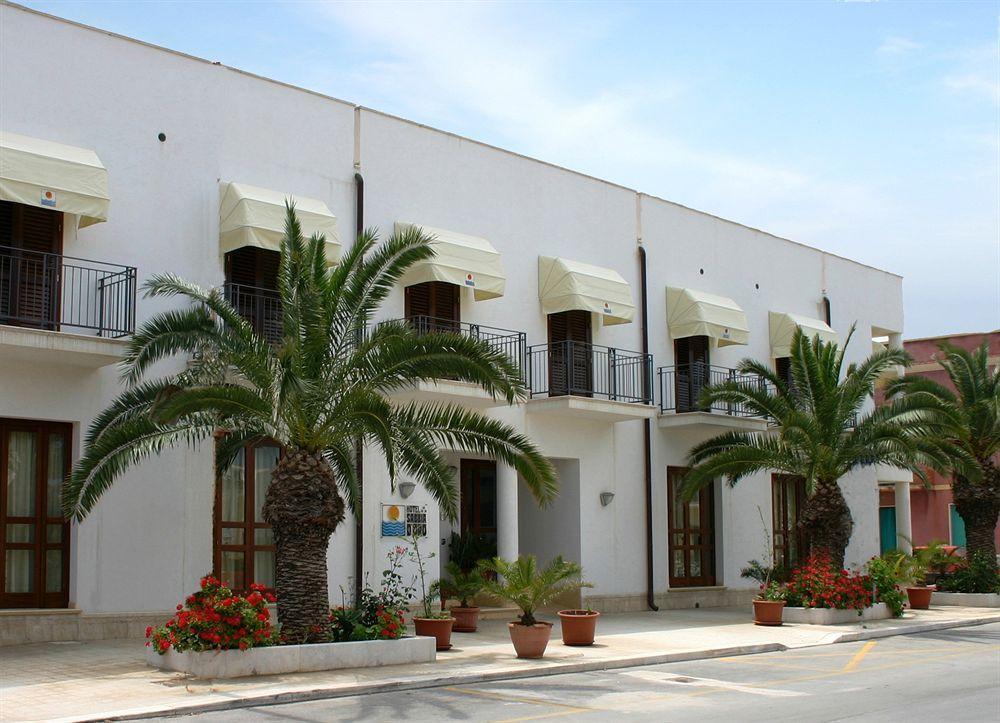 Hotel Sabbia D'Oro Сан-Вито-Ло-Капо Экстерьер фото
